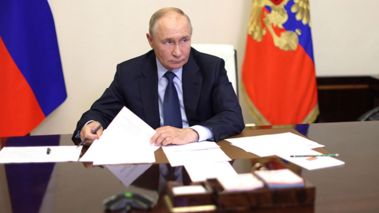 Владимир Путин посмертно наградил курского подростка медалью "За спасение погибавших"