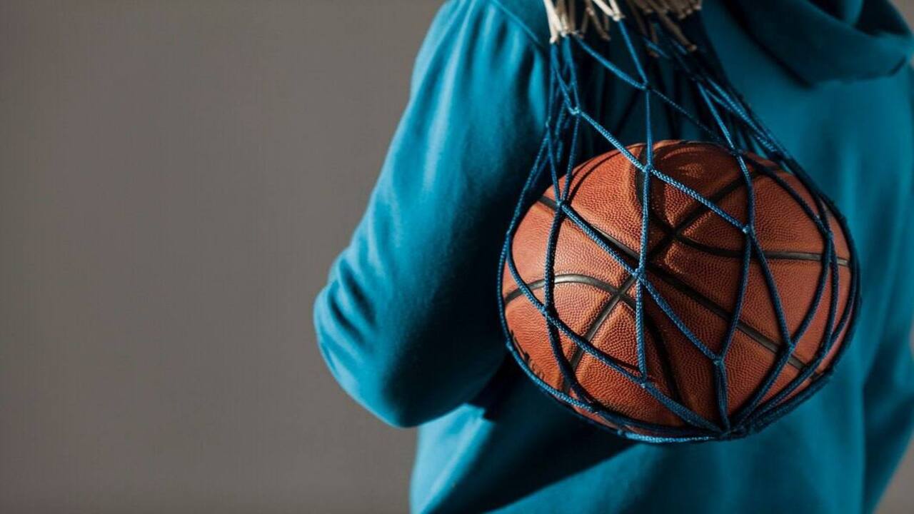  Курское "Динамо" сегодня проведет важнейший матч регулярного чемпионата Премьер-лиги