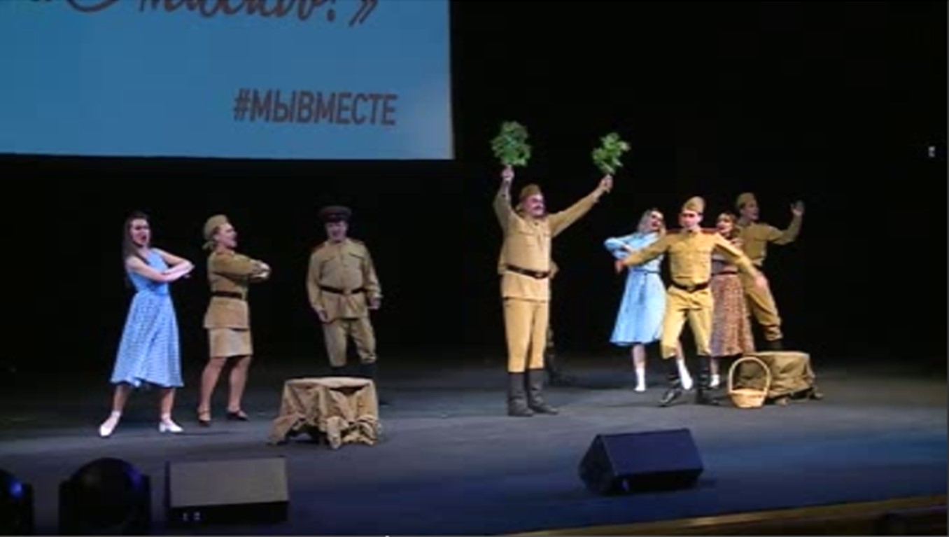 "Про мою маму и меня" - постановка Курского драмтеатра стала лучшей в номинации "Спектакль года"