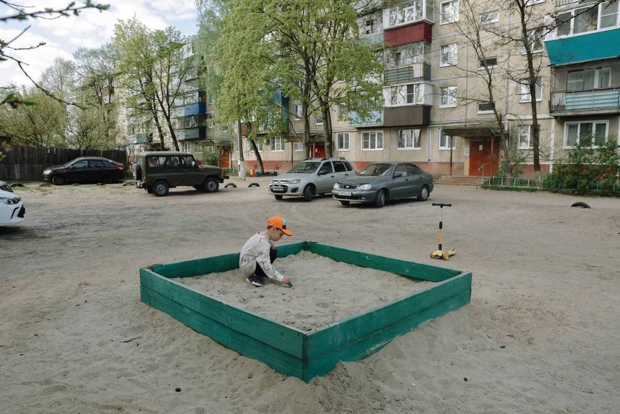 В этом году на месте снесенных детских площадок в Курске поставят новые | ГТРК «Курск» В этом году на месте снесенных детских площадок в Курске поставят новые