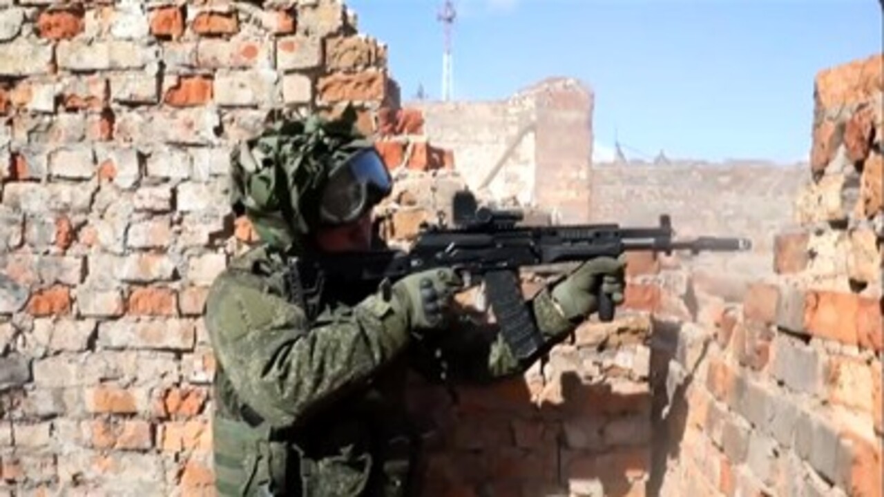Минобороны России показало видео боевой работы военнослужащих из КНДР в Курской области | ГТРК «Курск» Минобороны России показало видео боевой работы военнослужащих из КНДР в Курской области