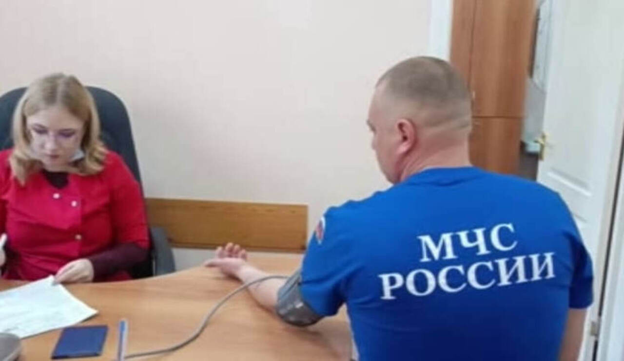 Сотрудники курского управления МЧС России вновь участвуют в акции "День донора"