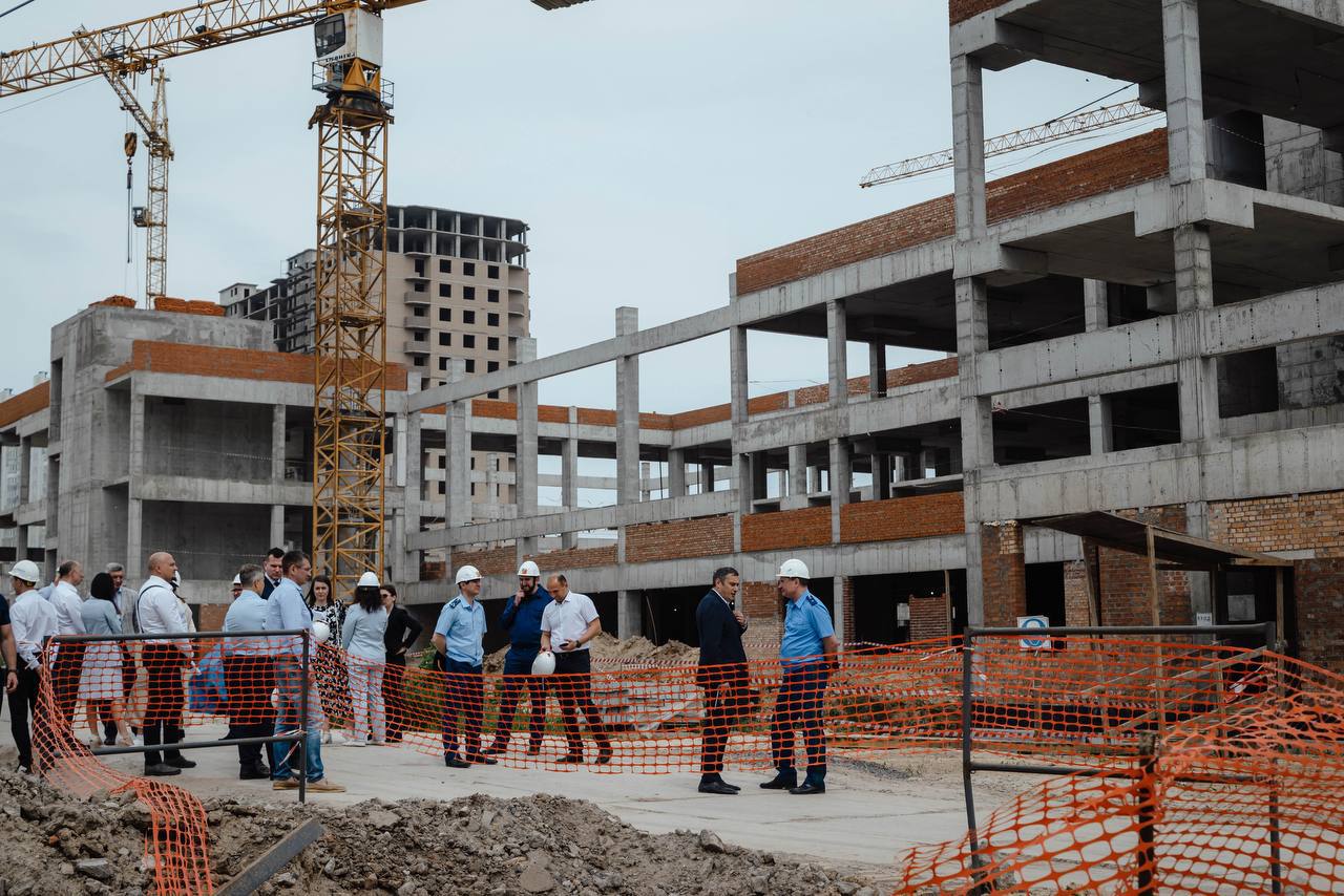 В 2027 году школа на Плевицкой в Курске встретит первых учеников