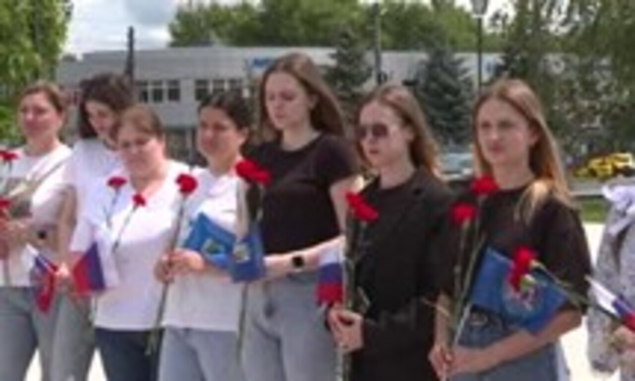В Курске прошел патриотический автоквест "Сохраненная память"