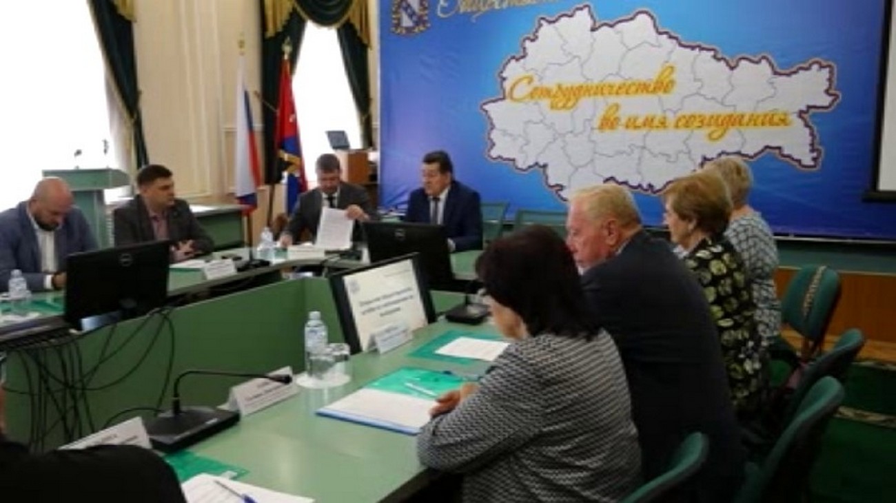 В Курской области сентябрь будет жарким: в регионе пройдут досрочные выборы губернатора