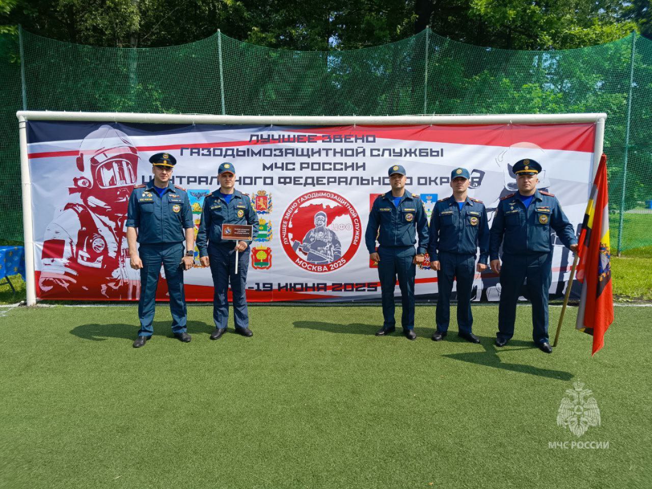 Куряне потушили возгорание в автомобиле на федеральной автодороге