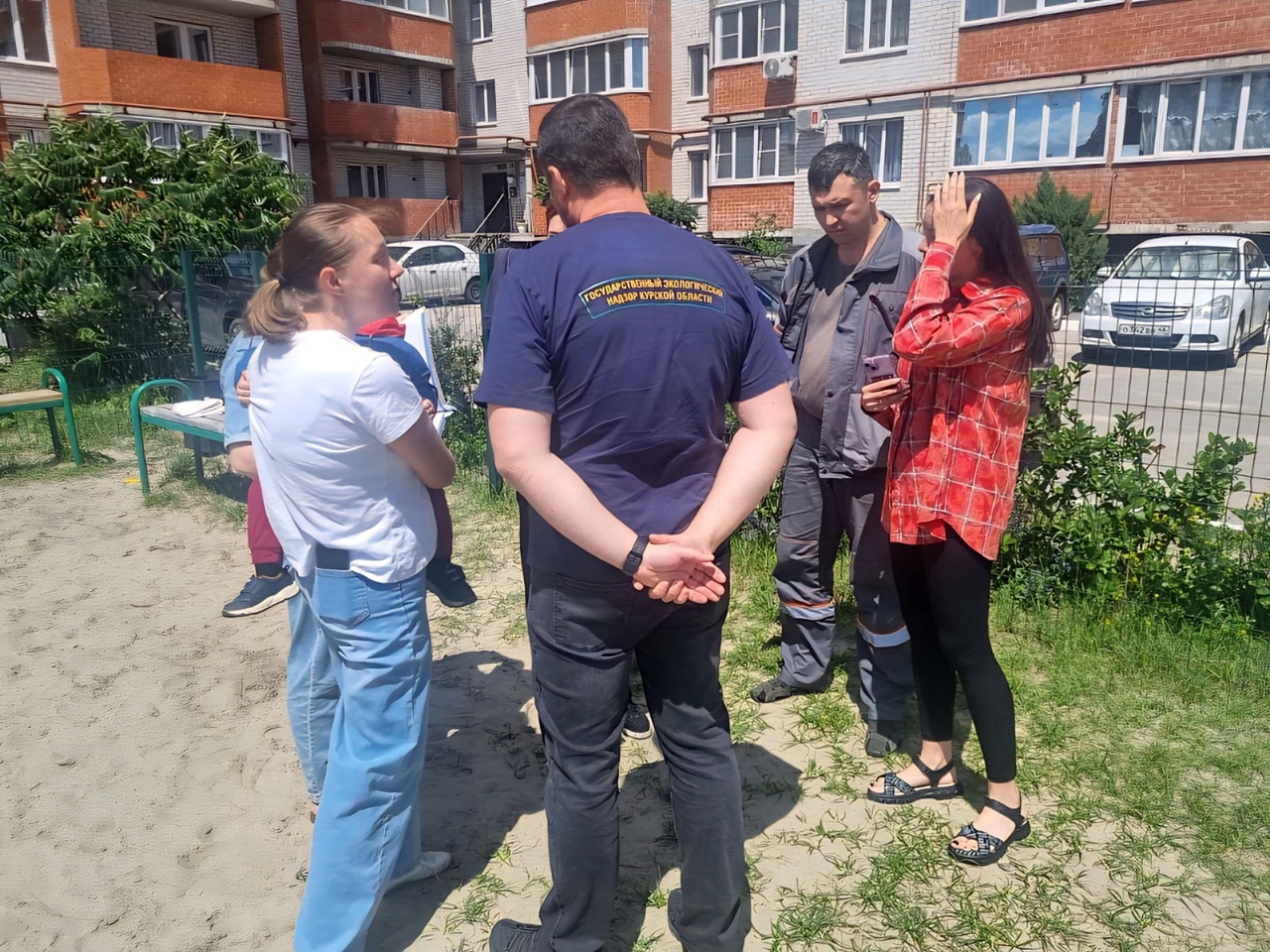 Куряне больше не чувствуют запах гари рядом с заводом АПЗ-20