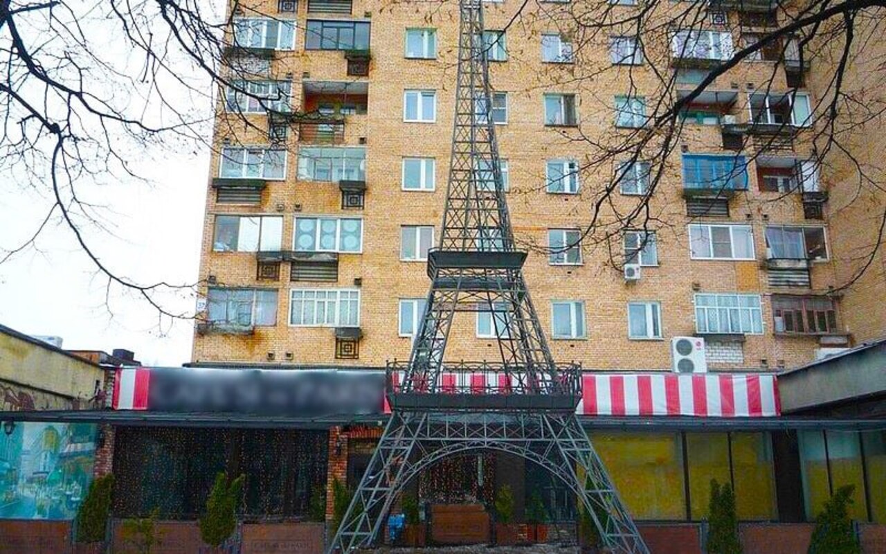 Теперь Эйфелева башня — собственность Железногорска Курской области