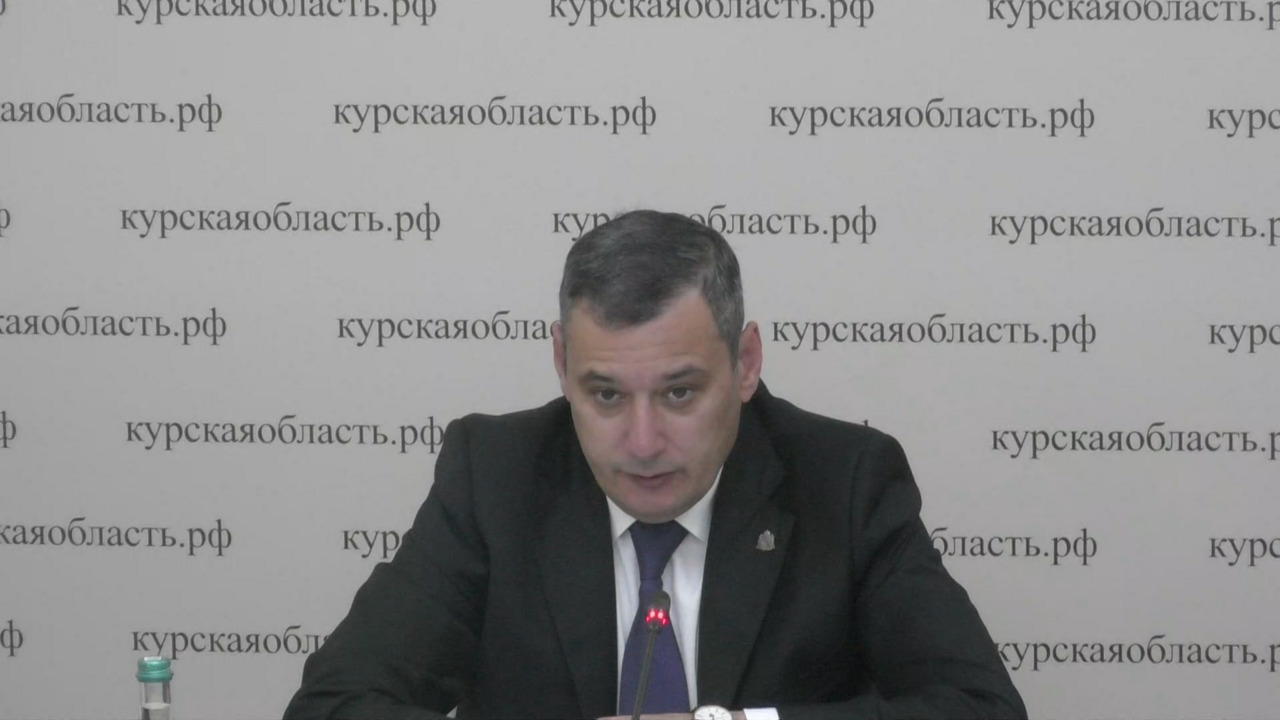 В Курске на заседании Правительства обсудили сроки восстановления домов, пострадавших от атак ВСУ | ГТРК «Курск» В Курске на заседании Правительства обсудили сроки восстановления домов, пострадавших от атак ВСУ