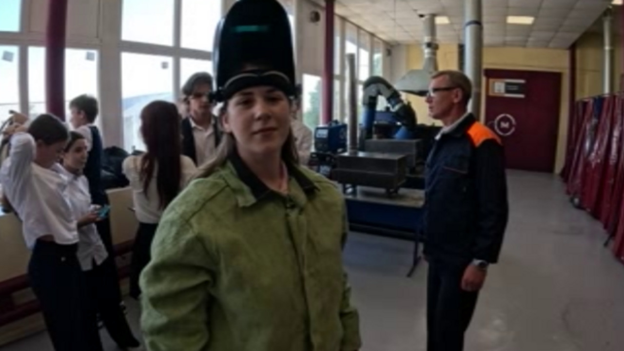 В Курске проходит ярмарка рабочих специальностей
