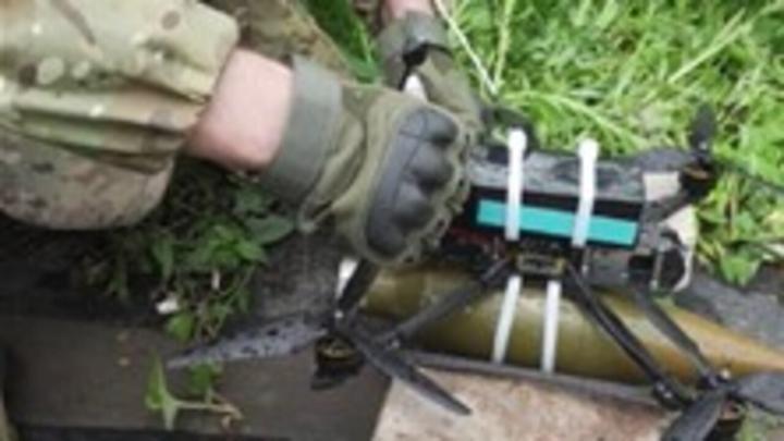 На вооружении наших бойцов в курском приграничье появился ударный БПЛА «Антонов» На вооружении наших бойцов в курском приграничье появился ударный БПЛА «Антонов» | ГТРК «Курск»