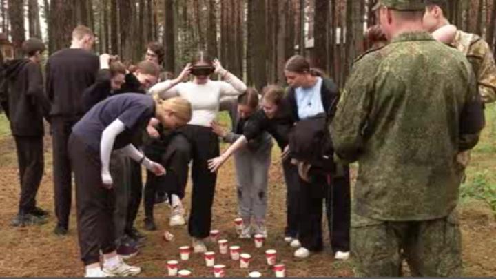 Для курских «Орлят» бойцы группировки войск «Север» подготовили полосу препятствий Для курских «Орлят» бойцы группировки войск «Север» подготовили полосу препятствий | ГТРК «Курск»