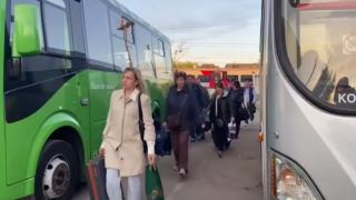 Более тысячи человек перевезли сотрудники Минтранса Курской области после вчерашнего ЧП в Орловской области | ГТРК «Курск»
